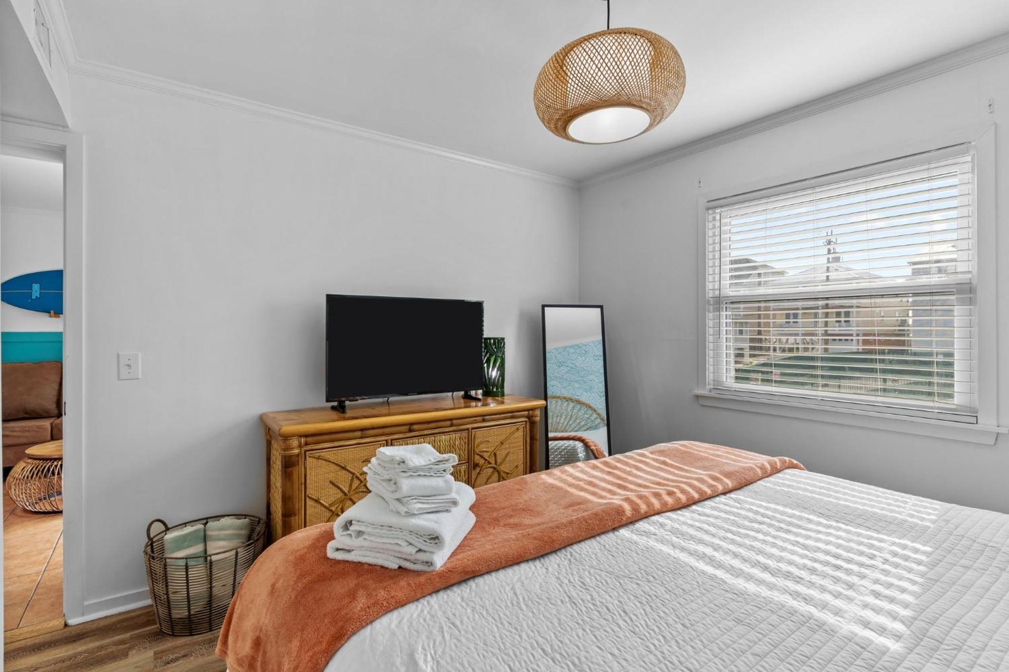 Hang Ten Hideaway, Pool, Condo, Parking - 6 Person Max Occupancy Carolina Beach Buitenkant foto